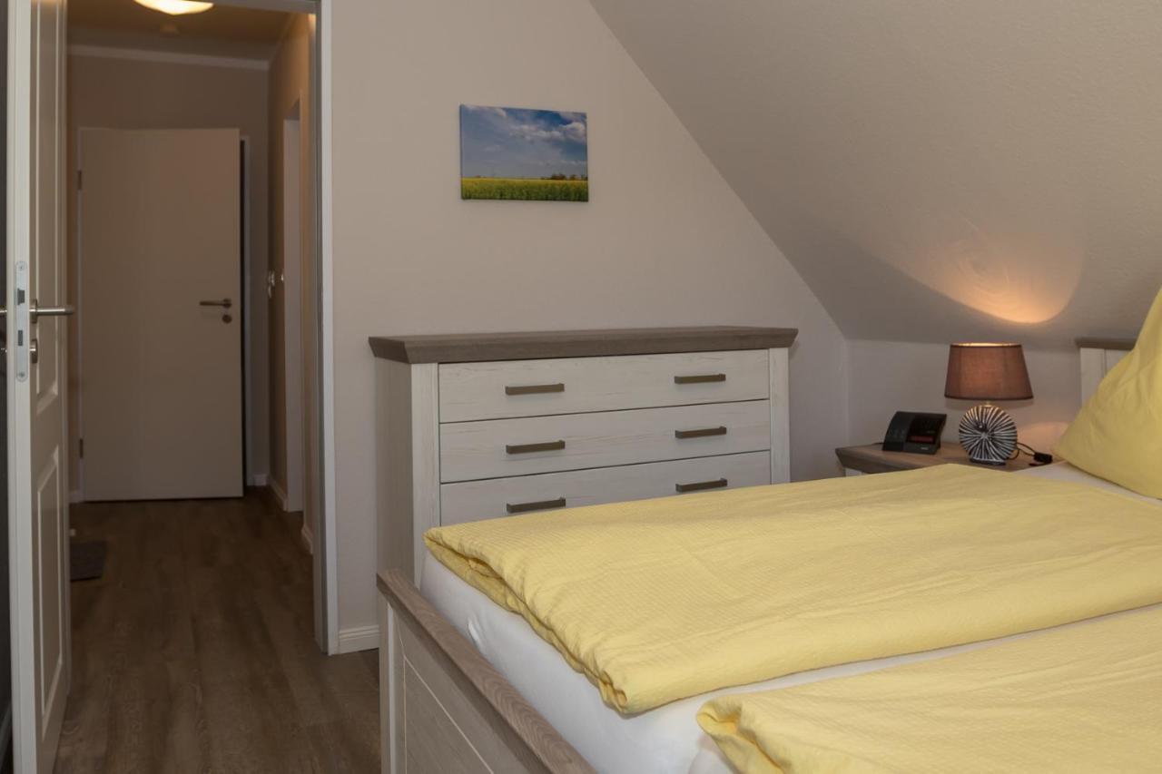 Utesch'S Ferienwohnungen Neuharlingersiel Exteriör bild